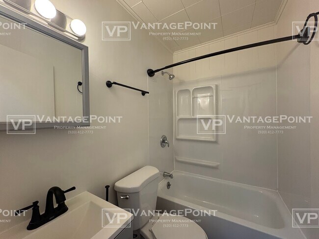 Building Photo - 501 S Huron St