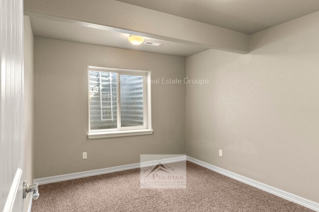 Building Photo - 6105 Fiddle Wy