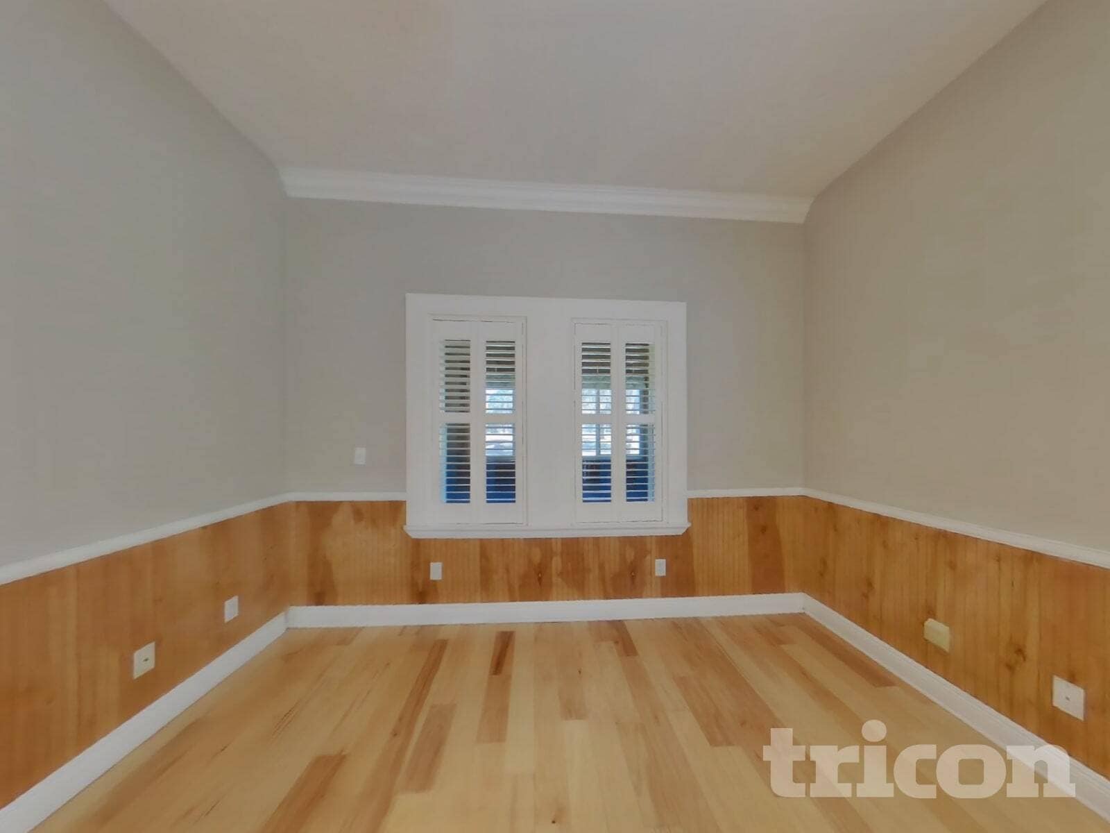 Building Photo - 1668 Woodland Dr