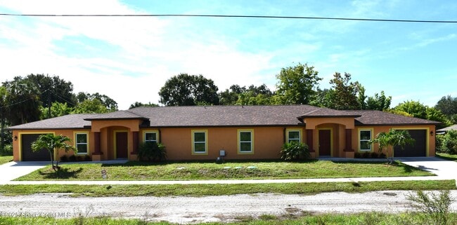 Building Photo - 1515 Furnari St