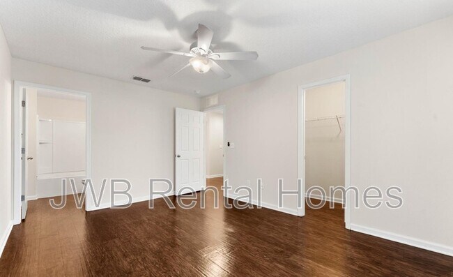 Building Photo - 685 Herman St