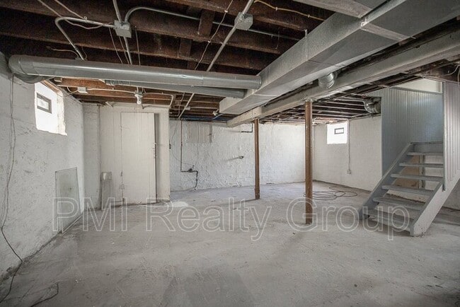 Building Photo - 12203 Castlewood Ave