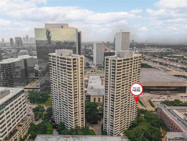 Building Photo - 15 Greenway Plz