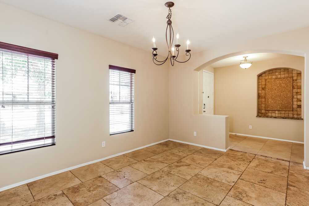 Building Photo - 7117 W Sophie Ln