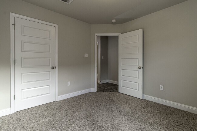 Building Photo - "Spacious 4 Bed, 2 Bath Home in Biloxi, MS - A Must-See Rental Property!"