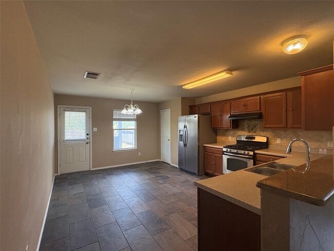 Building Photo - 18316 Great Falls Dr