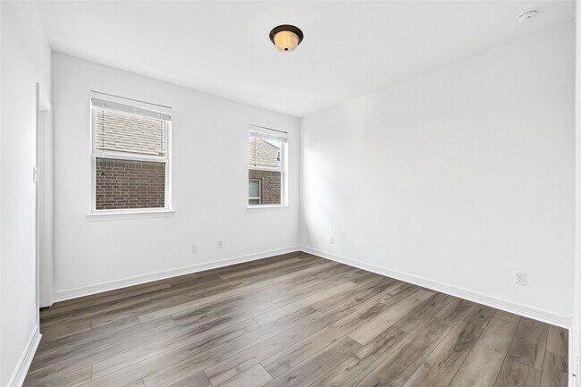 Building Photo - 27915 Genesis Manor Ln