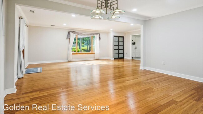 Building Photo - 5 br, 4 bath House - 10912 Watermill Ct