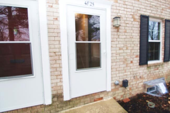 Building Photo - 4825 Dierker Rd