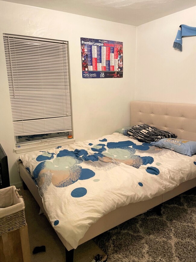 Building Photo - 200 Janie Ln