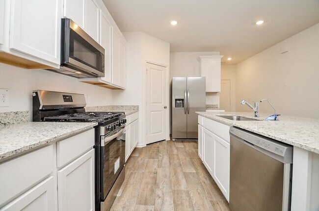 Building Photo - 3814 Axyl Run Ct