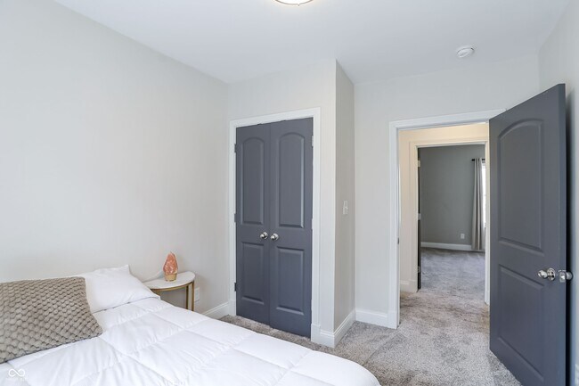 Building Photo - 1306 S East St