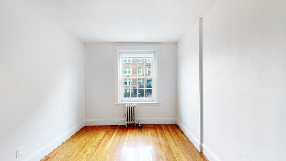 Building Photo - 120 Summer St