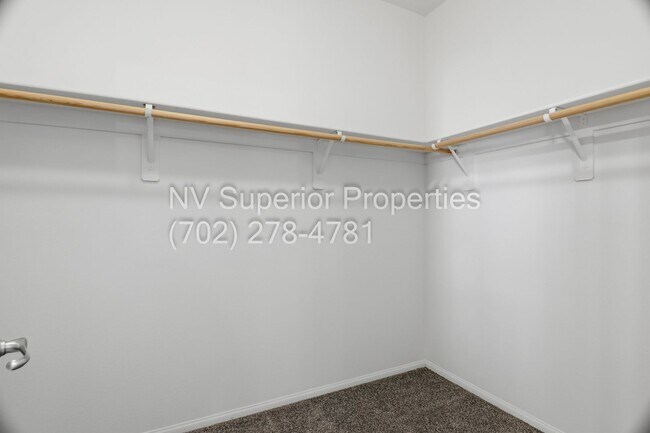 Building Photo - NW!! 4 Bedrooms!!! One Bedroom Down!!  Pool!!! Tankless Hot Water Heater!! Court yard at entrance...