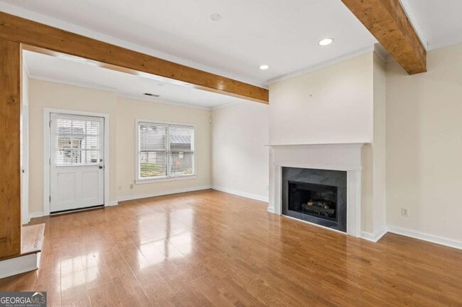Building Photo - 1516 Howell Mill Rd NW