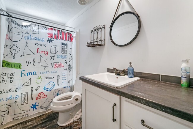 Building Photo - 29703 Midland St