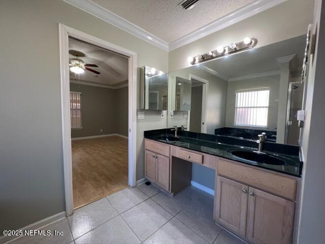 Building Photo - 2127 Forest Gate Dr W