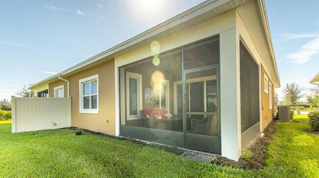 Building Photo - 2278 Datura Lp