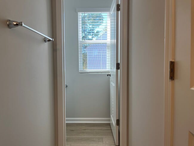 Building Photo - Brand New 3/3 Move In Ready Now!