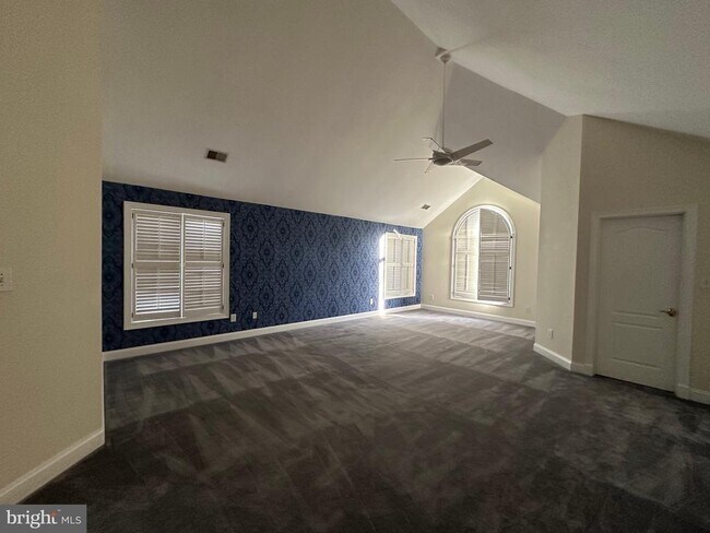 Building Photo - 5509 Thornbush Ct