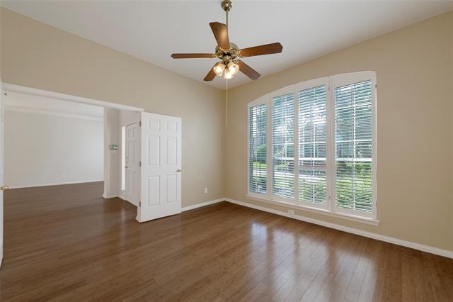 Building Photo - 3704 Roxbury Ln