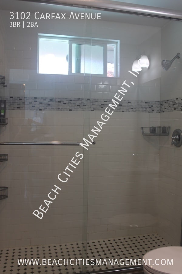 Building Photo - 3102 Carfax Ave