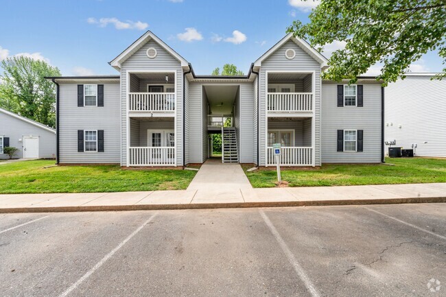 Arlington - Outside View - Arlington Apartments