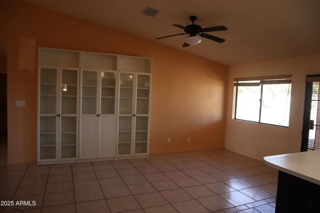 Building Photo - 3330 Ridge Crest St