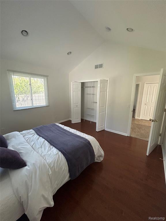 Building Photo - 3165 Chenoa St