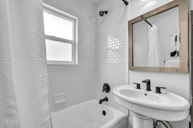 Building Photo - 574 Reno Ave