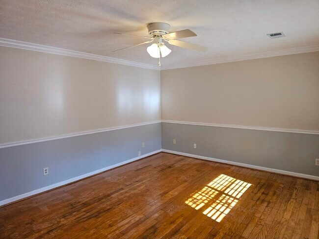 Building Photo - 3126 Caliente Ln