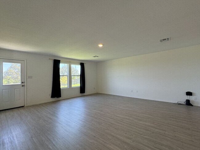 Building Photo - 14803 Brandy Bnd