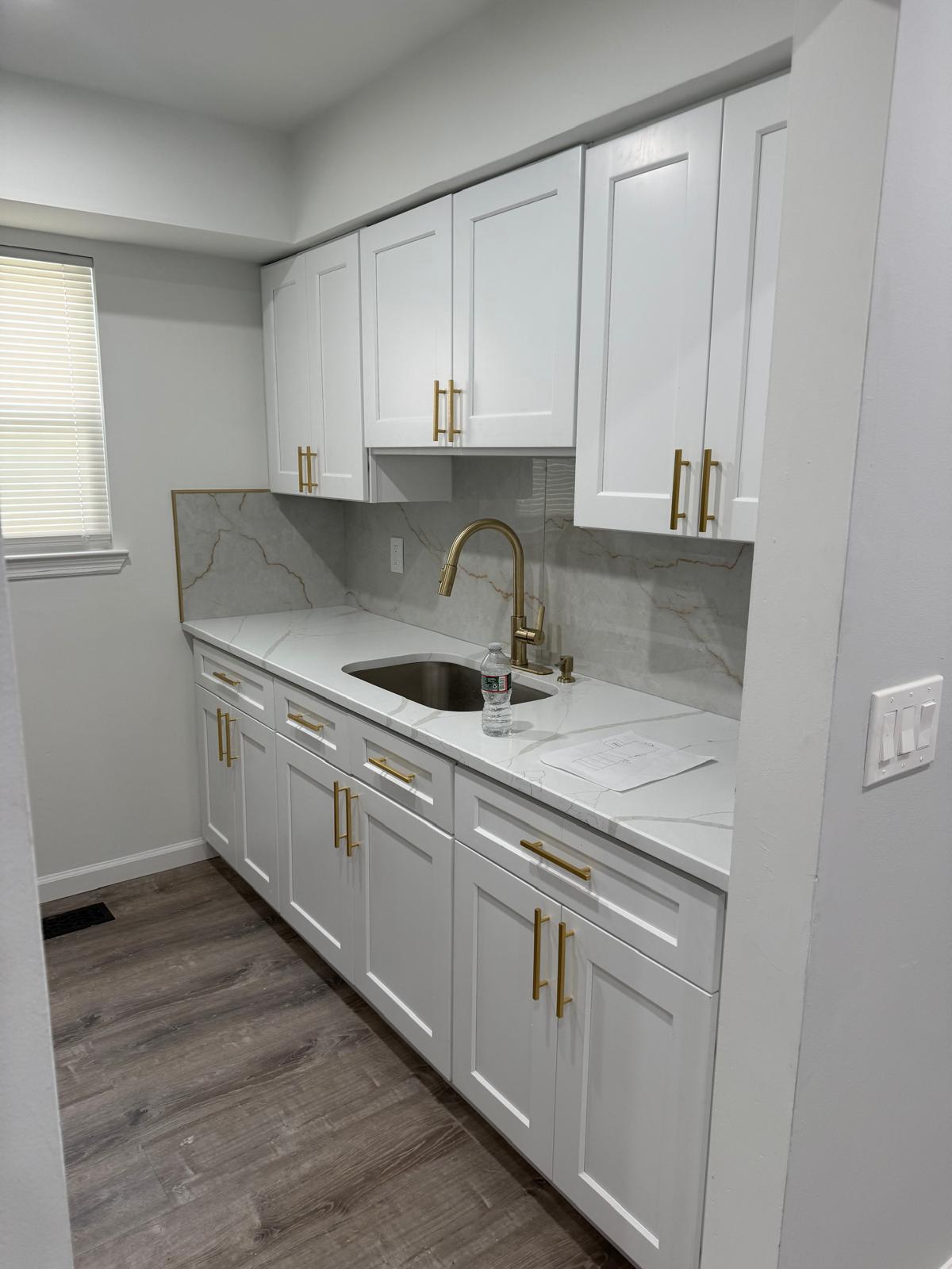 New Reno Kitch countertops, sink, and cabs - 285 Rose St