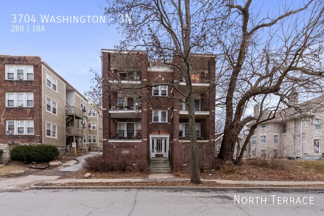 Building Photo - 3704 Washington-3N
