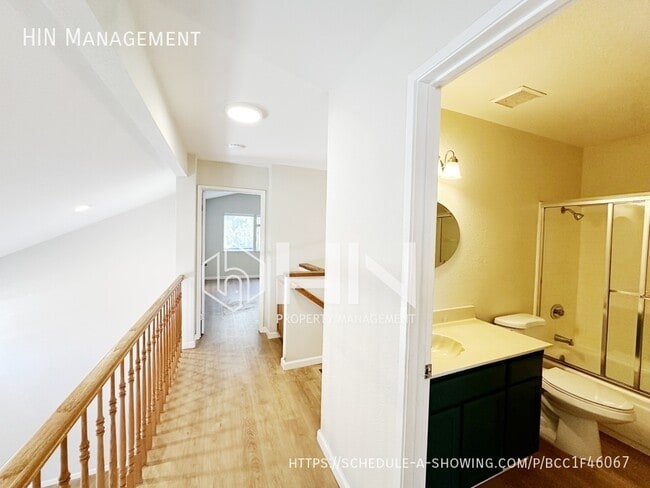 Building Photo - 418 Moretti Ln