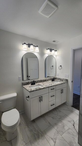 Building Photo - 929 Olympic Ct