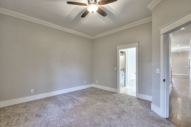 Building Photo - Great East Nashville 3BR Home