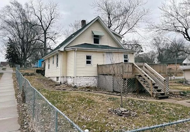 Building Photo - 8200 Wayne Ave