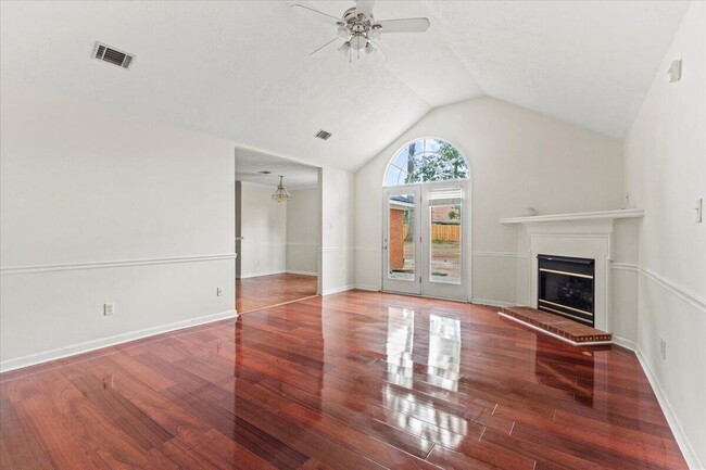 Building Photo - 4500 Martha's Way