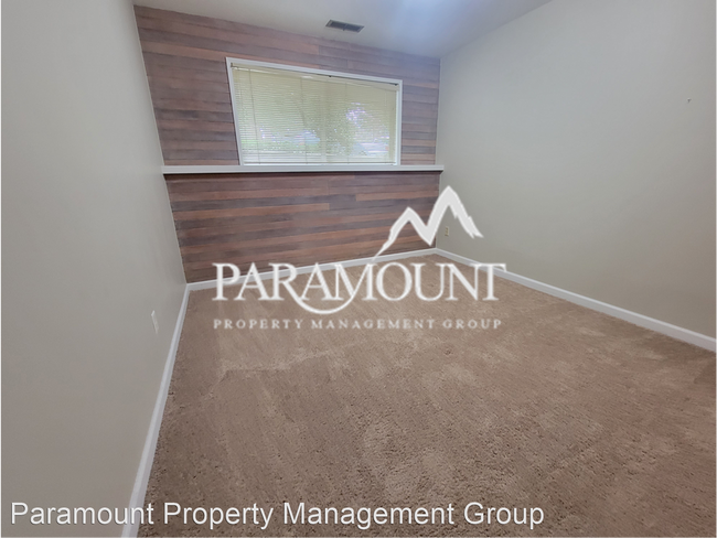 Building Photo - 4 br, 2 bath House - 13871 Manzanita Rd NE