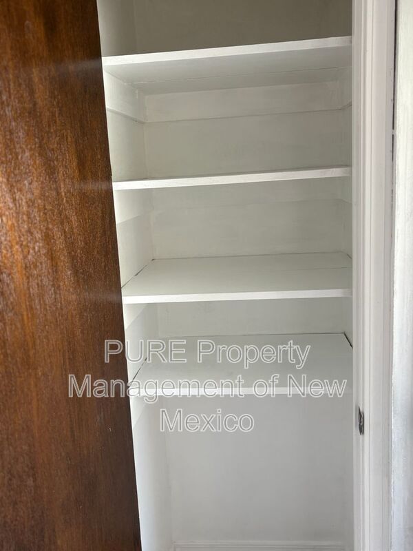 Building Photo - 2701 Texas St NE