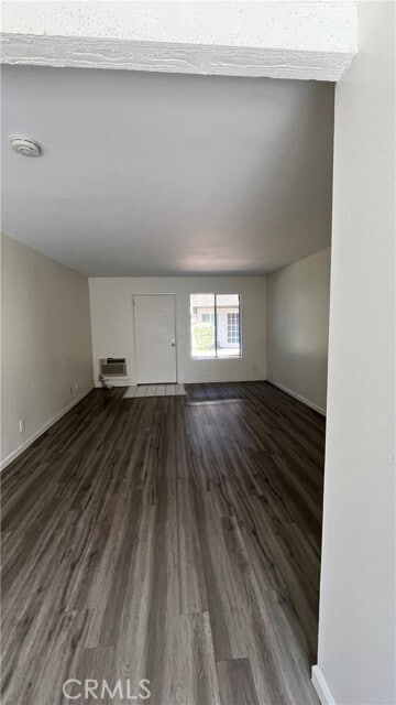 Building Photo - 103 Streamwood