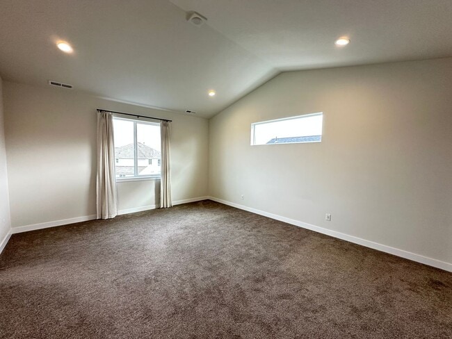Building Photo - Cda Home Located In The Trails