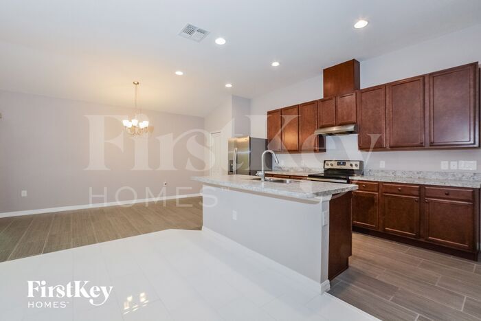 Building Photo - 111 Park Hurst Ln