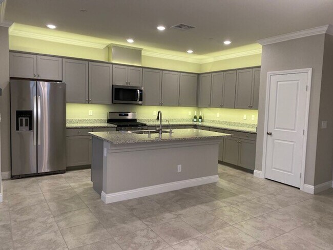 Building Photo - BEAUTIFUL INSPIRADA HOME FOR RENT