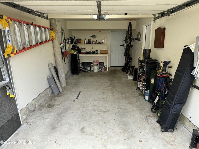 Building Photo - 121 Milton Ave