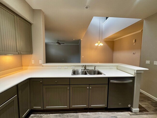 Building Photo - 2835 Elm Meadow View