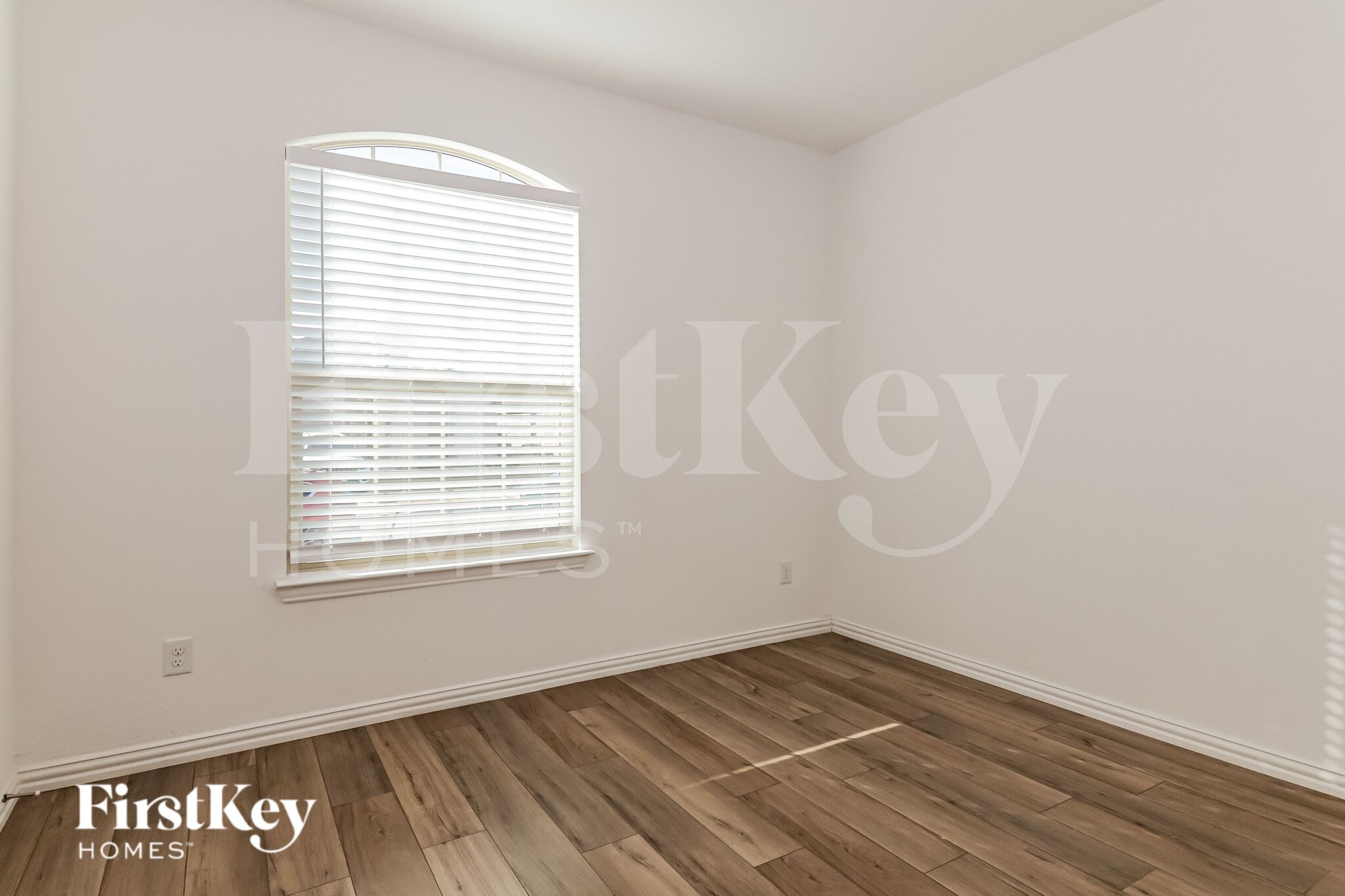 Building Photo - 206 Autumn Sage Ln