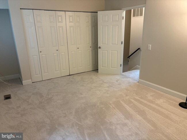 Building Photo - 1318 Alderton Ln