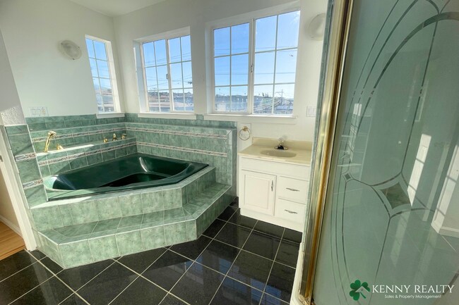 Building Photo - Spacious & Sunlit 5-Bedroom Retreat in the...